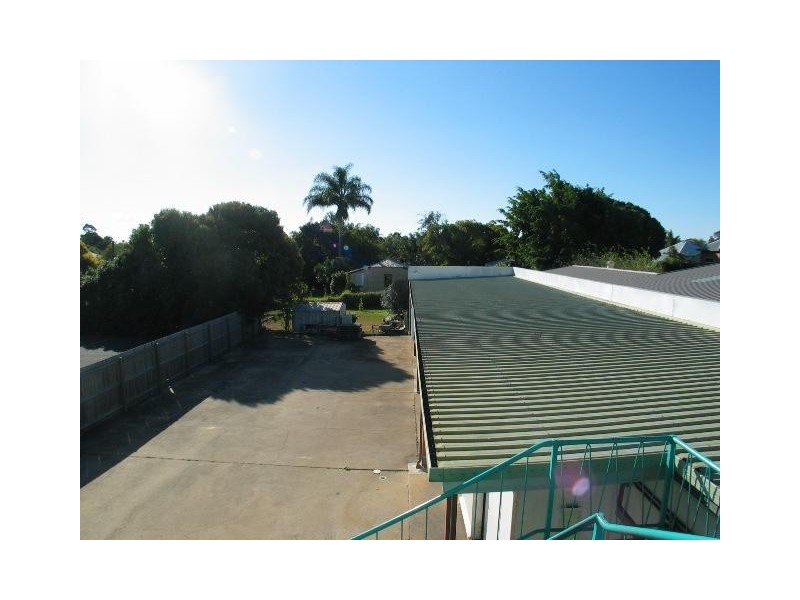 3B Walker Street, Bundaberg South QLD 4670